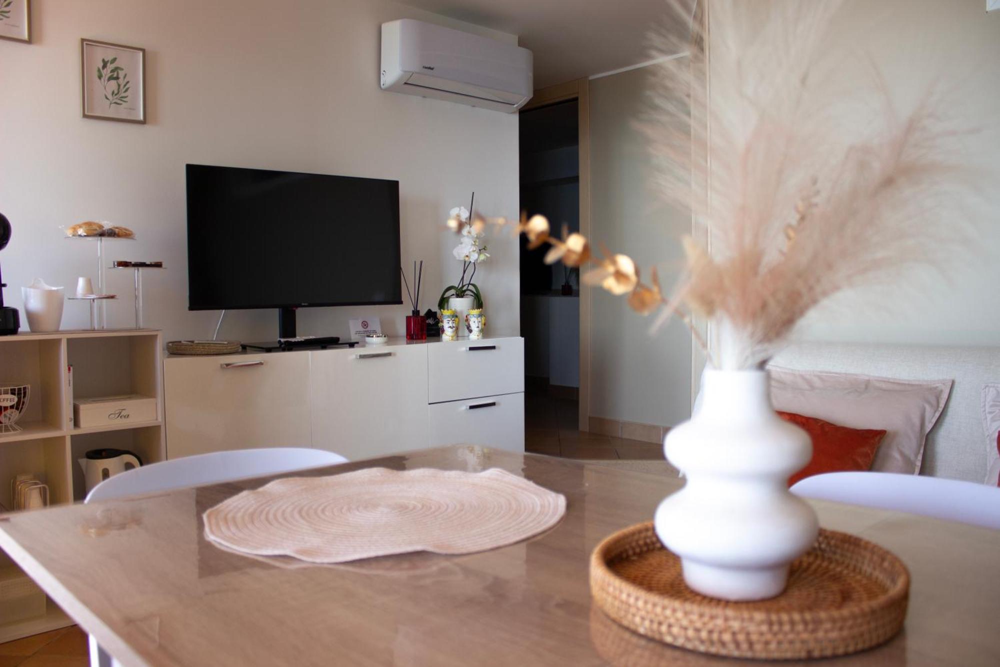Perla D'Orlando Villa Capo dʼOrlando Екстериор снимка